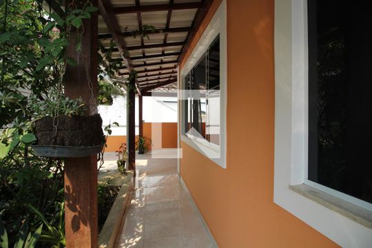 Área Externa - Entrada de casa para alugar com 4 quartos, 240m² em Jacarepaguá, Rio de Janeiro
