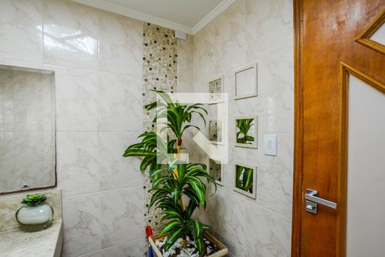 Lavabo de casa à venda com 4 quartos, 220m² em Parque Jaçatuba, Santo André