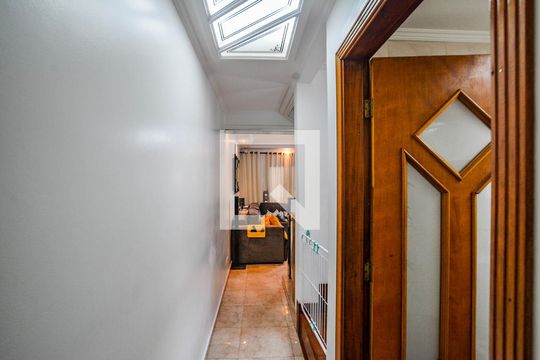 Sala de casa à venda com 4 quartos, 220m² em Parque Jaçatuba, Santo André