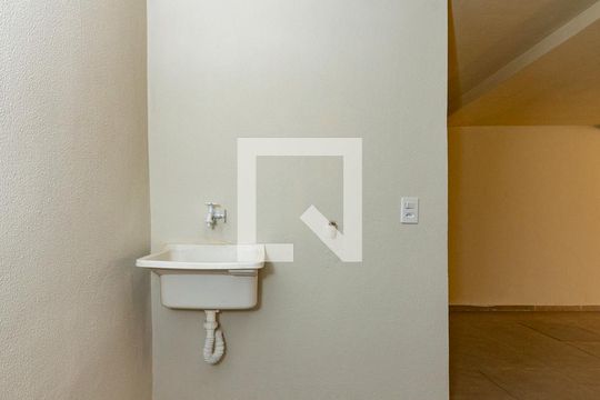 Área de Serviço de kitnet/studio para alugar com 1 quarto, 33m² em Bonfim, Belo Horizonte