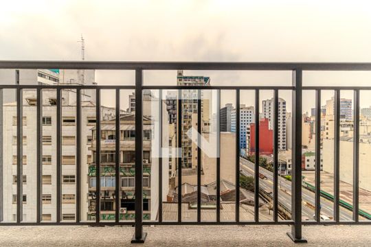 Varanda de apartamento à venda com 1 quarto, 26m² em Vila Buarque, São Paulo