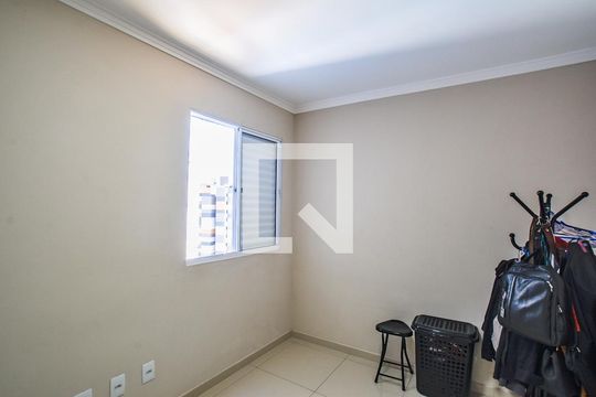 Quarto 1 de apartamento à venda com 2 quartos, 57m² em Jardim Cristiane, Santo André