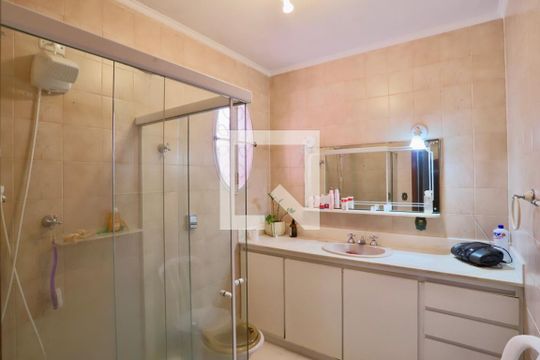 Banheiro de casa para alugar com 3 quartos, 250m² em Vila Formosa, São Paulo