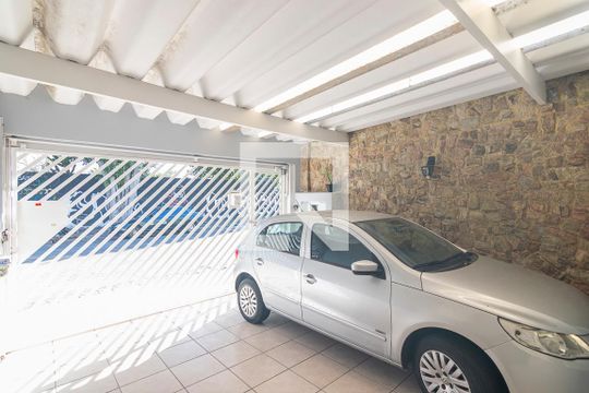 Garagem de casa à venda com 3 quartos, 160m² em Jardim Stella, Santo André