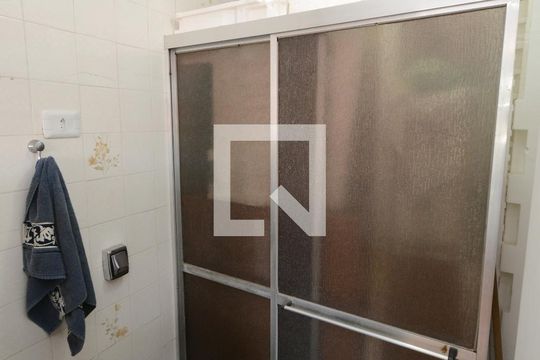 Banheiro da Suíte de casa à venda com 3 quartos, 160m² em Interlagos, São Paulo