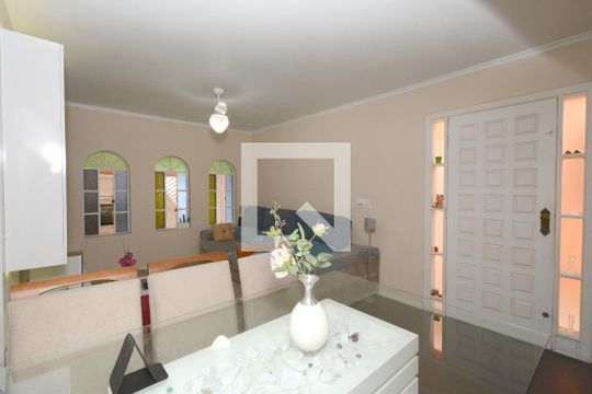 Casa à venda com 3 quartos, 160m² em Interlagos, São Paulo