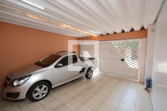 Garagem de casa à venda com 3 quartos, 160m² em Interlagos, São Paulo