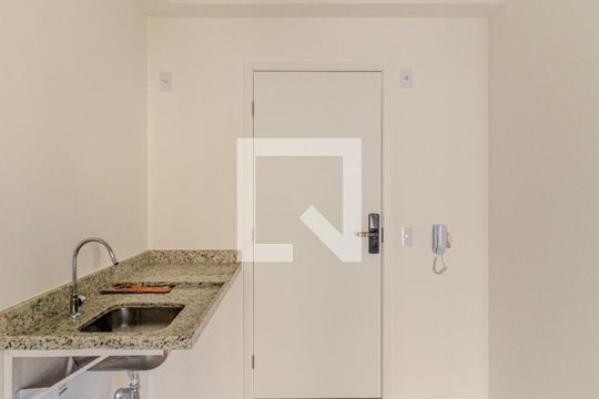 Cozinha de kitnet/studio para alugar com 1 quarto, 25m² em Vila Buarque, São Paulo