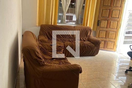 Sala de casa à venda com 6 quartos, 780m² em Vila Antonieta, São Paulo