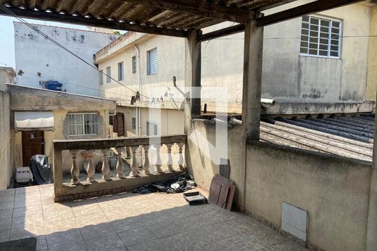 Área Externa de casa à venda com 6 quartos, 780m² em Vila Antonieta, São Paulo