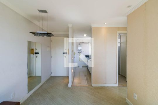 Sala de apartamento para alugar com 2 quartos, 40m² em Jardim Umarizal, São Paulo