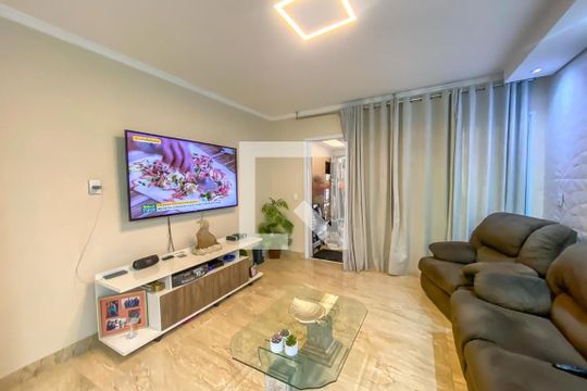 Casa à venda com 3 quartos, 198m² em Parque Terra Nova, São Bernardo do Campo