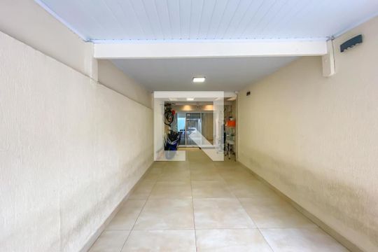 Garagem de casa à venda com 3 quartos, 198m² em Parque Terra Nova, São Bernardo do Campo