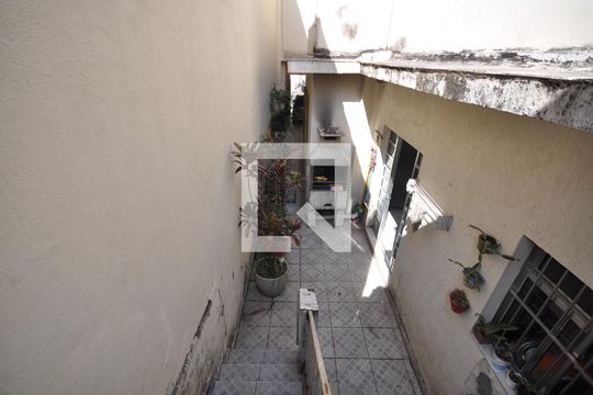 Quintal de casa à venda com 3 quartos, 240m² em Vila Isolina Mazzei, São Paulo