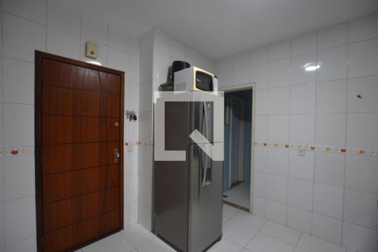 Cozinha de apartamento à venda com 2 quartos, 68m² em Irajá, Rio de Janeiro