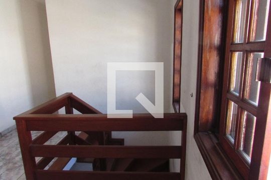Área comum de casa à venda com 3 quartos, 165m² em Vila Inah, São Paulo