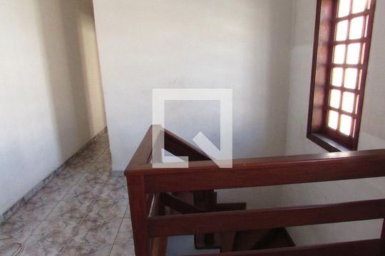 Área comum de casa à venda com 3 quartos, 165m² em Vila Inah, São Paulo