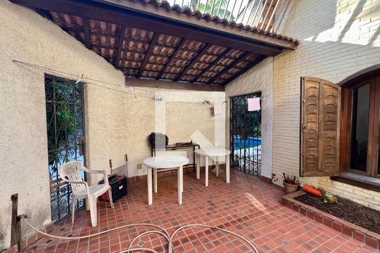 Área comum de casa à venda com 5 quartos, 592m² em Vila Ida, São Paulo