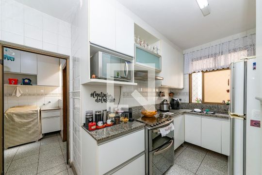 Cozinha de apartamento à venda com 3 quartos, 247m² em Buritis, Belo Horizonte