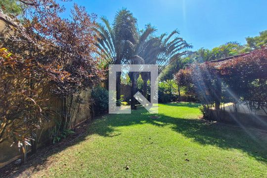 Quintal de casa de condomínio à venda com 6 quartos, 480m² em Vila Progresso, Niterói