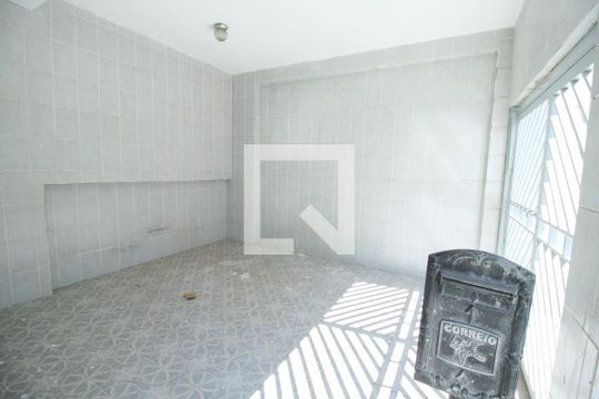 Área Externa de casa para alugar com 2 quartos, 110m² em Vila Prudente, São Paulo