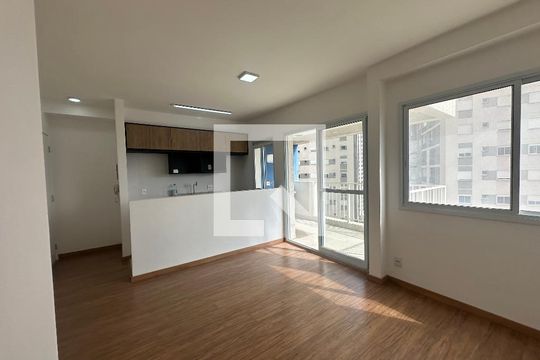Sala de apartamento à venda com 1 quarto, 48m² em Alphaville Empresarial, Barueri