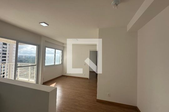 Sala de apartamento à venda com 1 quarto, 48m² em Alphaville Empresarial, Barueri