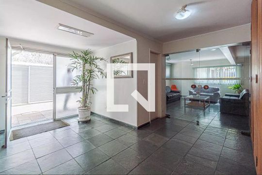 Hall de entrada de apartamento para alugar com 1 quarto, 36m² em Bela Vista, São Paulo