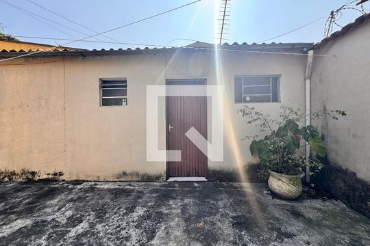 Casa 3 quintal  de casa à venda com 6 quartos, 210m² em Vila Guiomar, Santo André