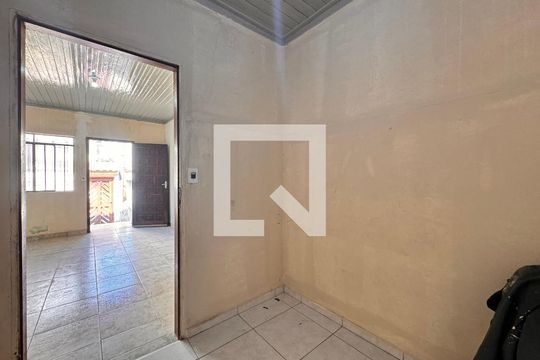 Quarto 1 de casa à venda com 6 quartos, 210m² em Vila Guiomar, Santo André