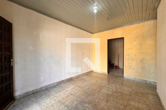 Sala de casa à venda com 6 quartos, 210m² em Vila Guiomar, Santo André