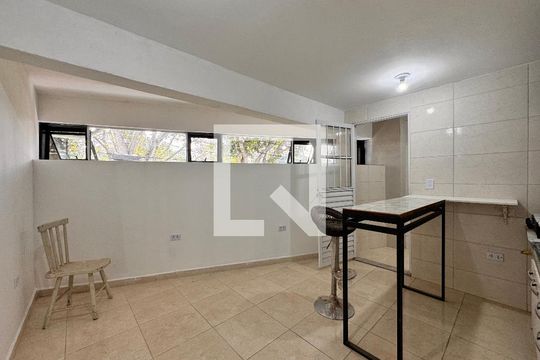 Casa para alugar com 1 quarto, 36m² em Campestre, Santo André
