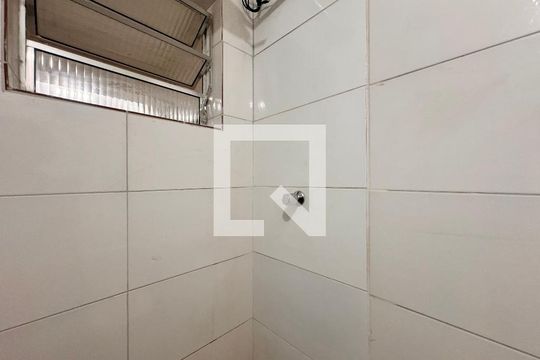Banheiro da Suíte de casa para alugar com 1 quarto, 36m² em Campestre, Santo André