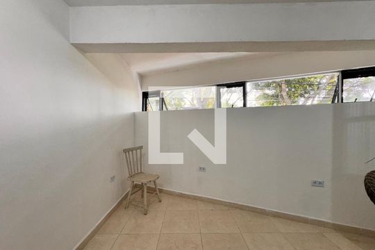 Sala de casa para alugar com 1 quarto, 36m² em Campestre, Santo André