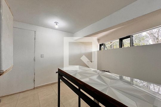 Cozinha de casa para alugar com 1 quarto, 36m² em Campestre, Santo André