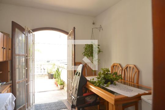 Cozinha 2 de casa à venda com 3 quartos, 150m² em Jardim Bela Vista, Santo André