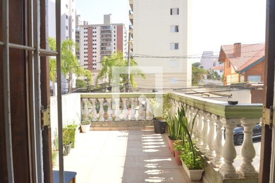 Quintal de casa à venda com 3 quartos, 150m² em Jardim Bela Vista, Santo André