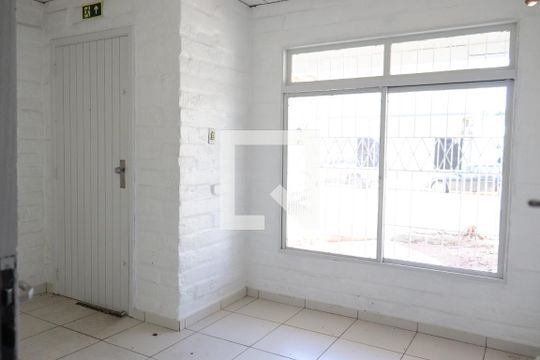 Casa para alugar com 5 quartos, 180m² em Scharlau, São Leopoldo