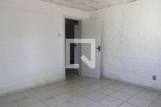 Quarto 01 de casa para alugar com 5 quartos, 180m² em Scharlau, São Leopoldo