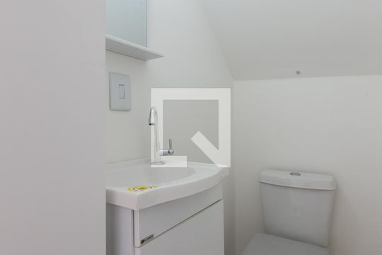 Lavabo de casa à venda com 2 quartos, 108m² em Fazenda Aricanduva, São Paulo