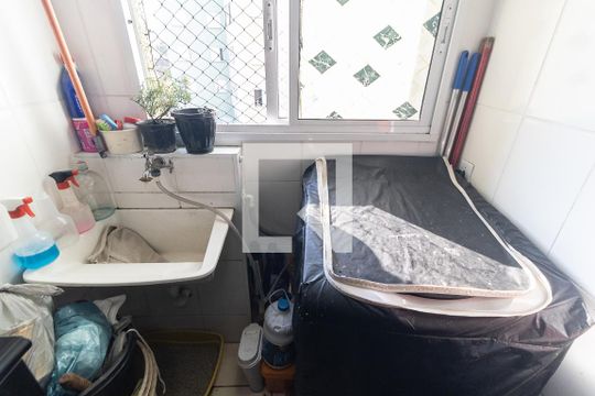 Lavanderia de apartamento à venda com 2 quartos, 50m² em Parque Fongaro, São Paulo
