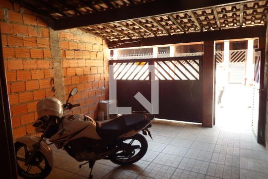 Área comum de casa de condomínio para alugar com 2 quartos, 70m² em Vila Voturuá, São Vicente