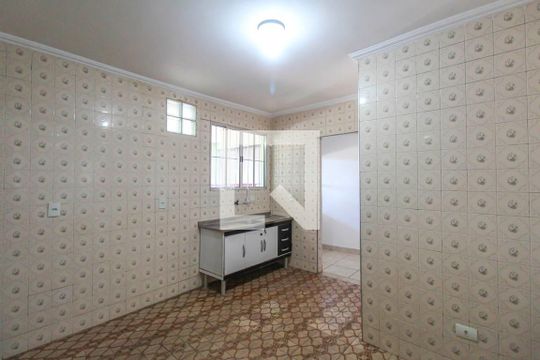 Cozinha de casa para alugar com 3 quartos, 100m² em Jardim Marília, São Paulo