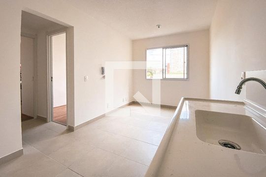 Apartamento para alugar com 2 quartos, 32m² em Jardim Celeste, São Paulo