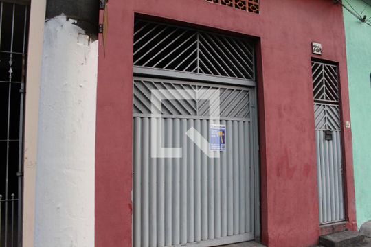 Fachada de kitnet/studio para alugar com 1 quarto, 100m² em Jardim Tiete, São Paulo