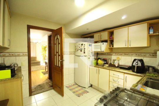 Cozinha de casa de condomínio à venda com 3 quartos, 83m² em Pechincha, Rio de Janeiro