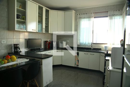 Cozinha de casa à venda com 3 quartos, 200m² em Demarchi, São Bernardo do Campo