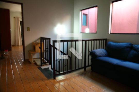 Segundo andar de casa à venda com 3 quartos, 200m² em Demarchi, São Bernardo do Campo