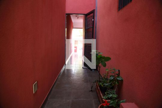 Área Externa de casa à venda com 3 quartos, 200m² em Demarchi, São Bernardo do Campo
