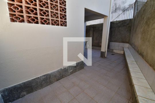 Área de Serviço de casa à venda com 6 quartos, 325m² em Conjunto Habitacional Vila Santana (sousas), Campinas